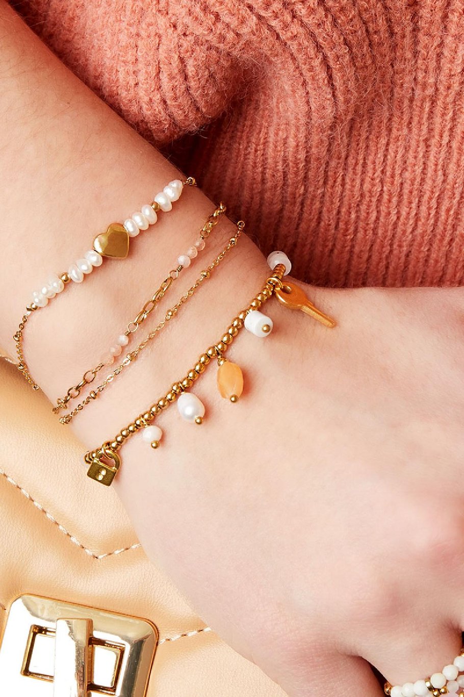 Bracelet pearls and heart Gold Color Stainless Steel h5Picture2